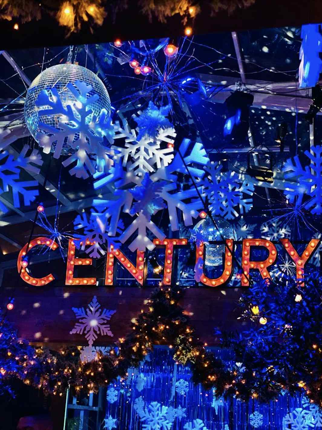Christmas at Century Club, Century Club